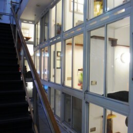 Exterior of Newport Center Animal Hospital